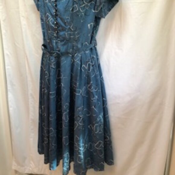 NWT Vintage Rayon/Acetate 1950s Blue Dress, 14-16, Rhinestone Buttons, Belt - Picture 3 of 9